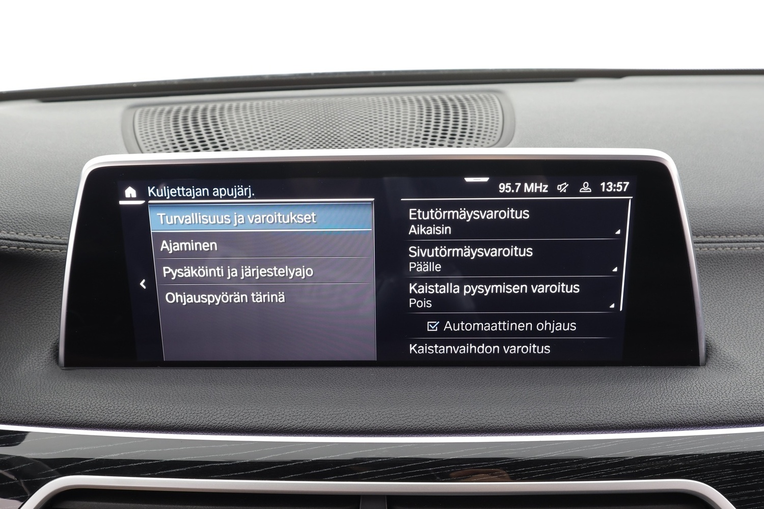 BMW 745 vaihtoauto