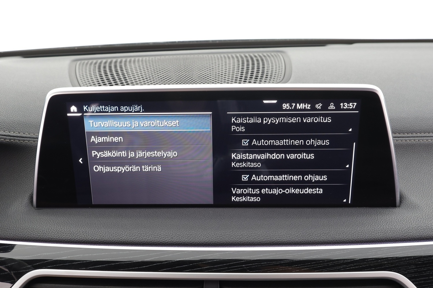 BMW 745 vaihtoauto