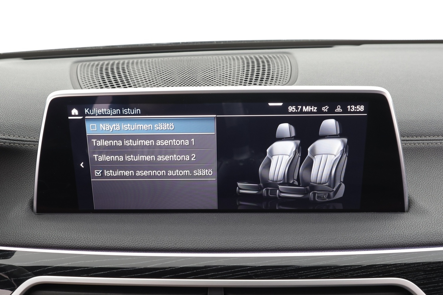 BMW 745 vaihtoauto