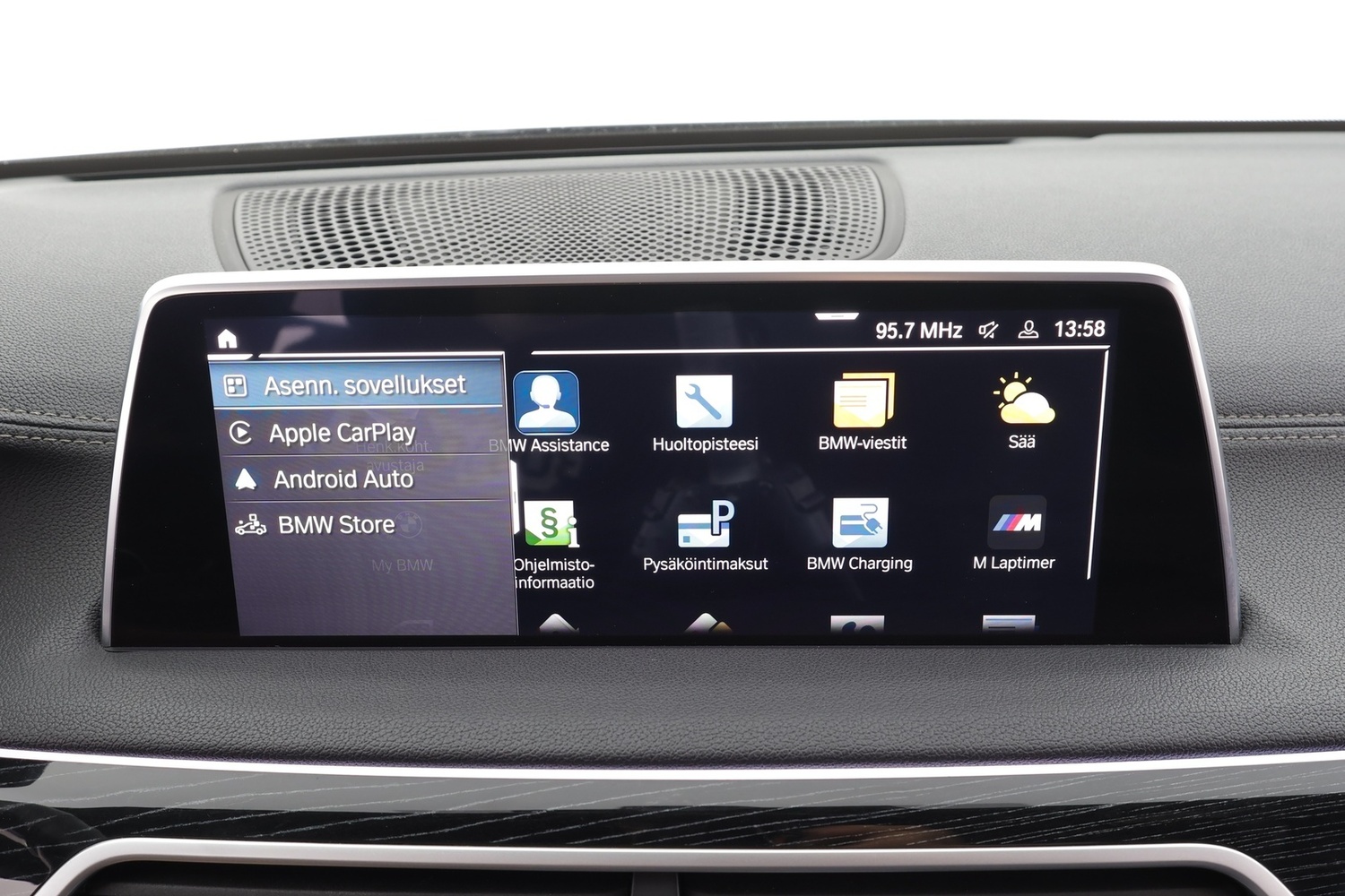 BMW 745 vaihtoauto