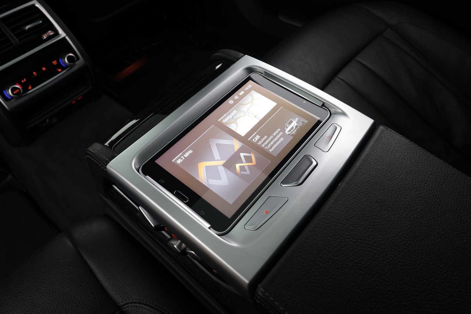 BMW 745 vaihtoauto