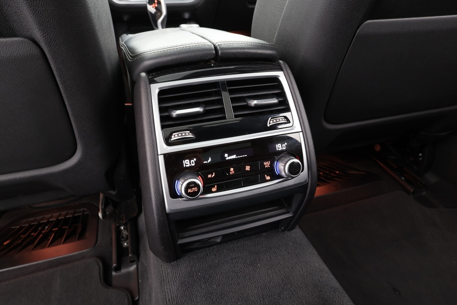 BMW 745 vaihtoauto