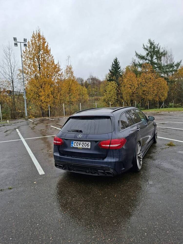 Mercedes-Benz C vaihtoauto