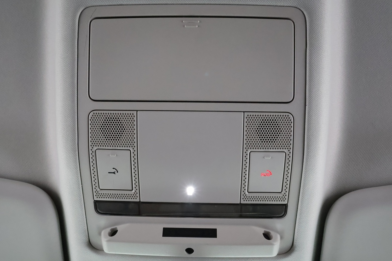 Land Rover Defender vaihtoauto