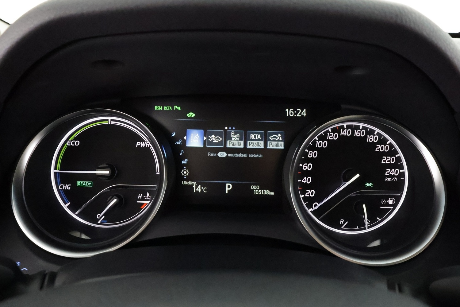 Toyota Camry vaihtoauto