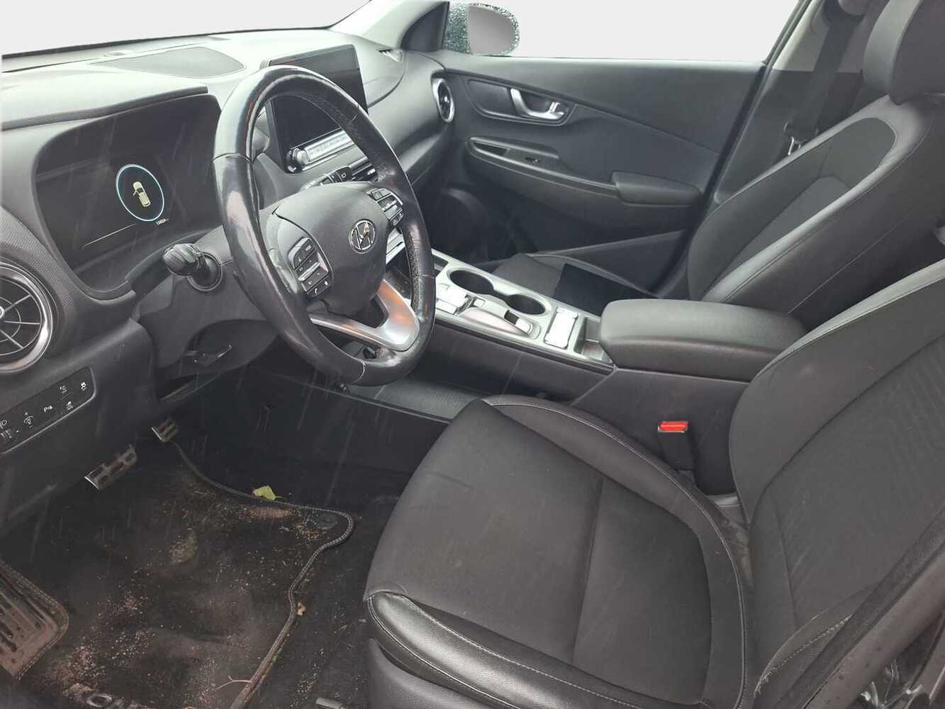 Hyundai Kona vaihtoauto