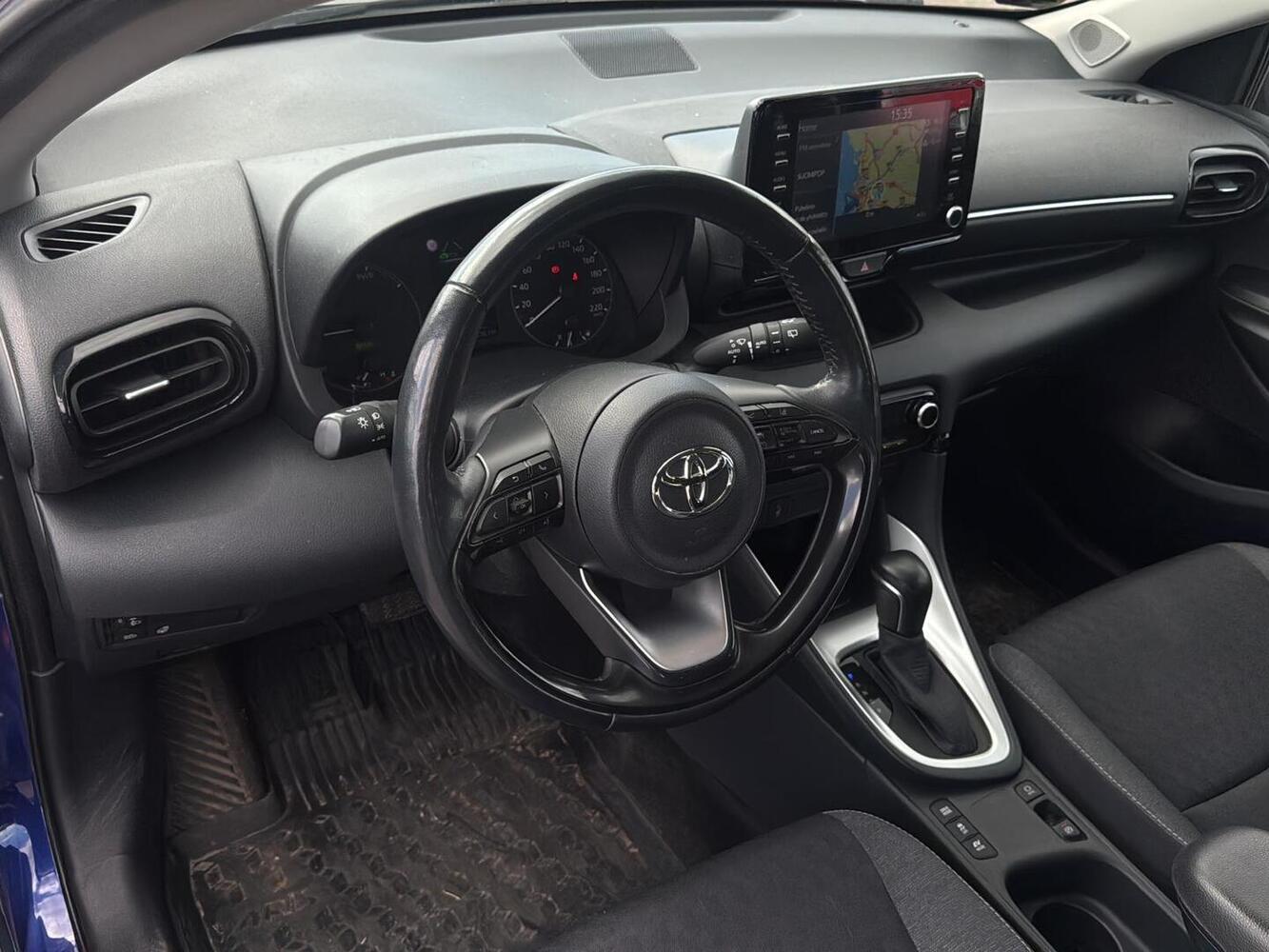 Toyota Yaris vaihtoauto