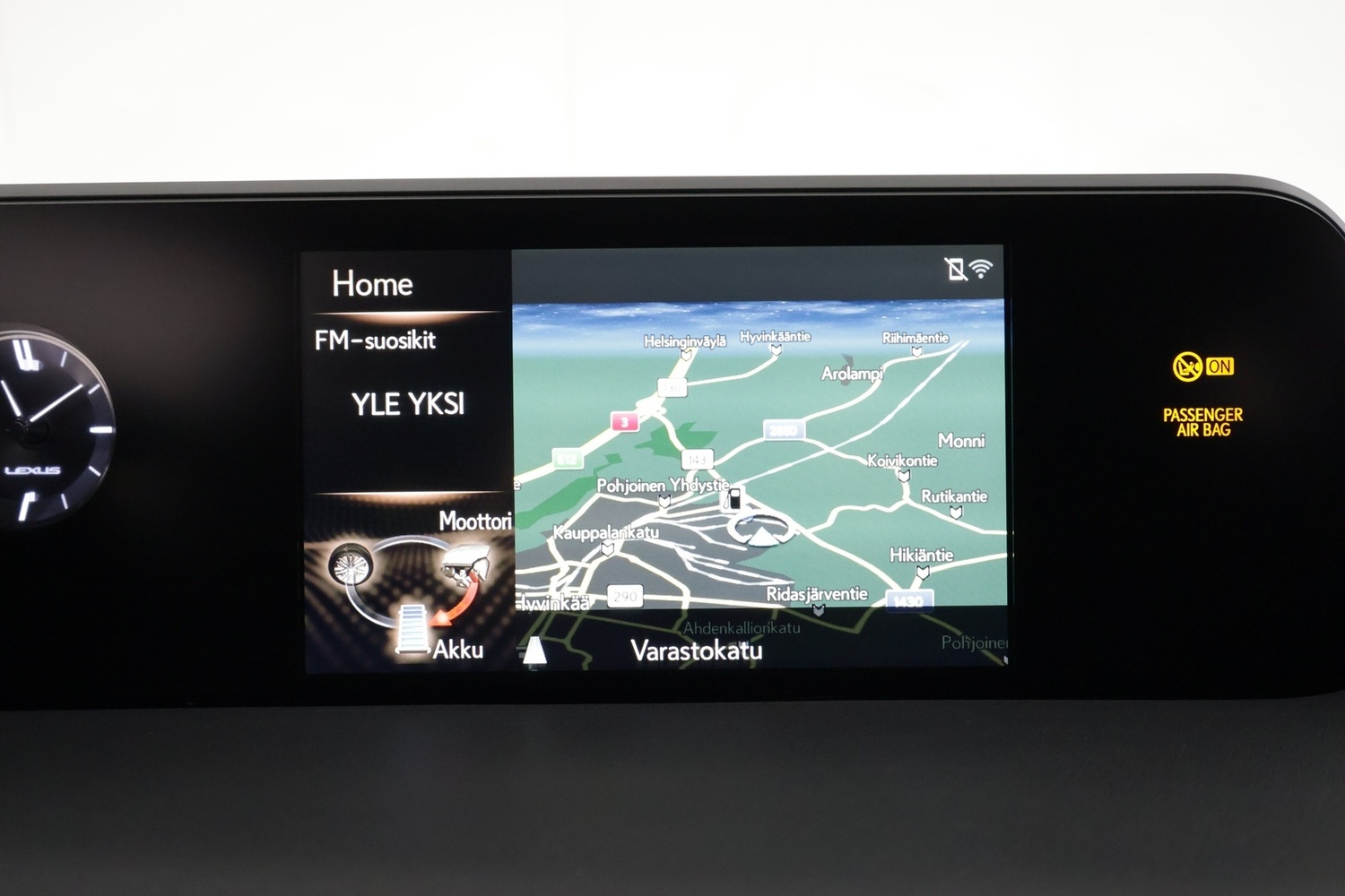 Lexus UX vaihtoauto