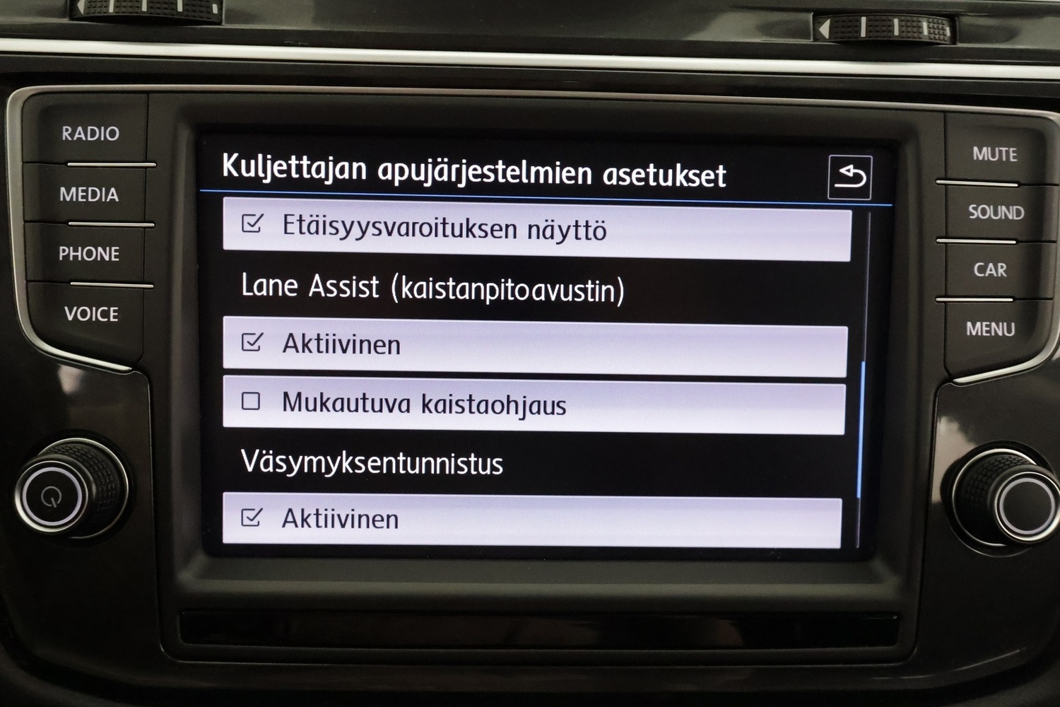 Volkswagen Tiguan vaihtoauto
