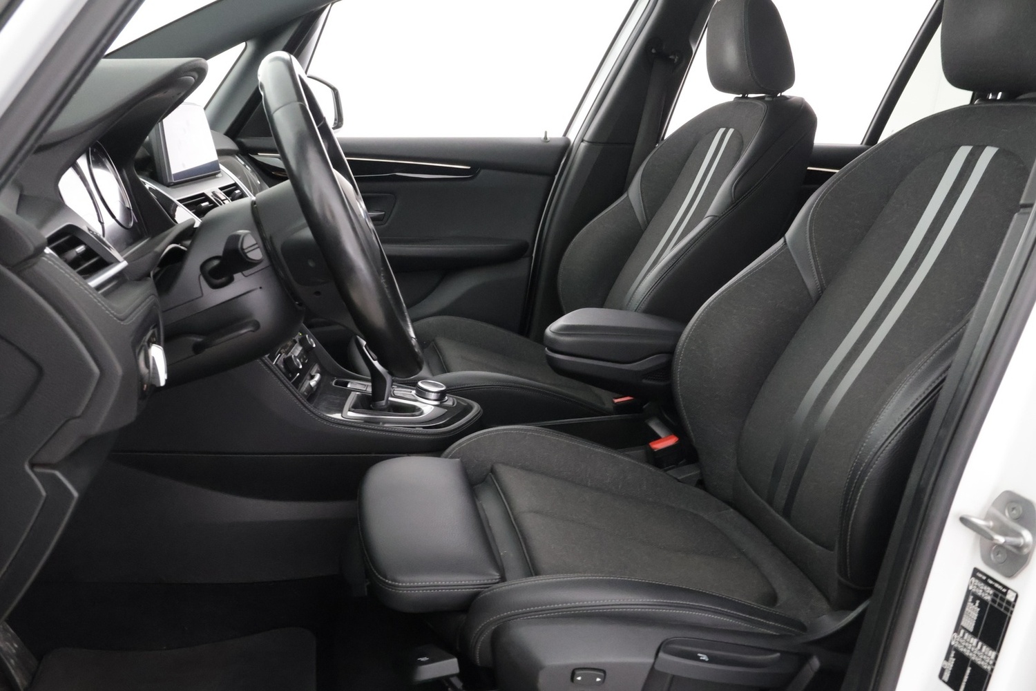 BMW 218 vaihtoauto