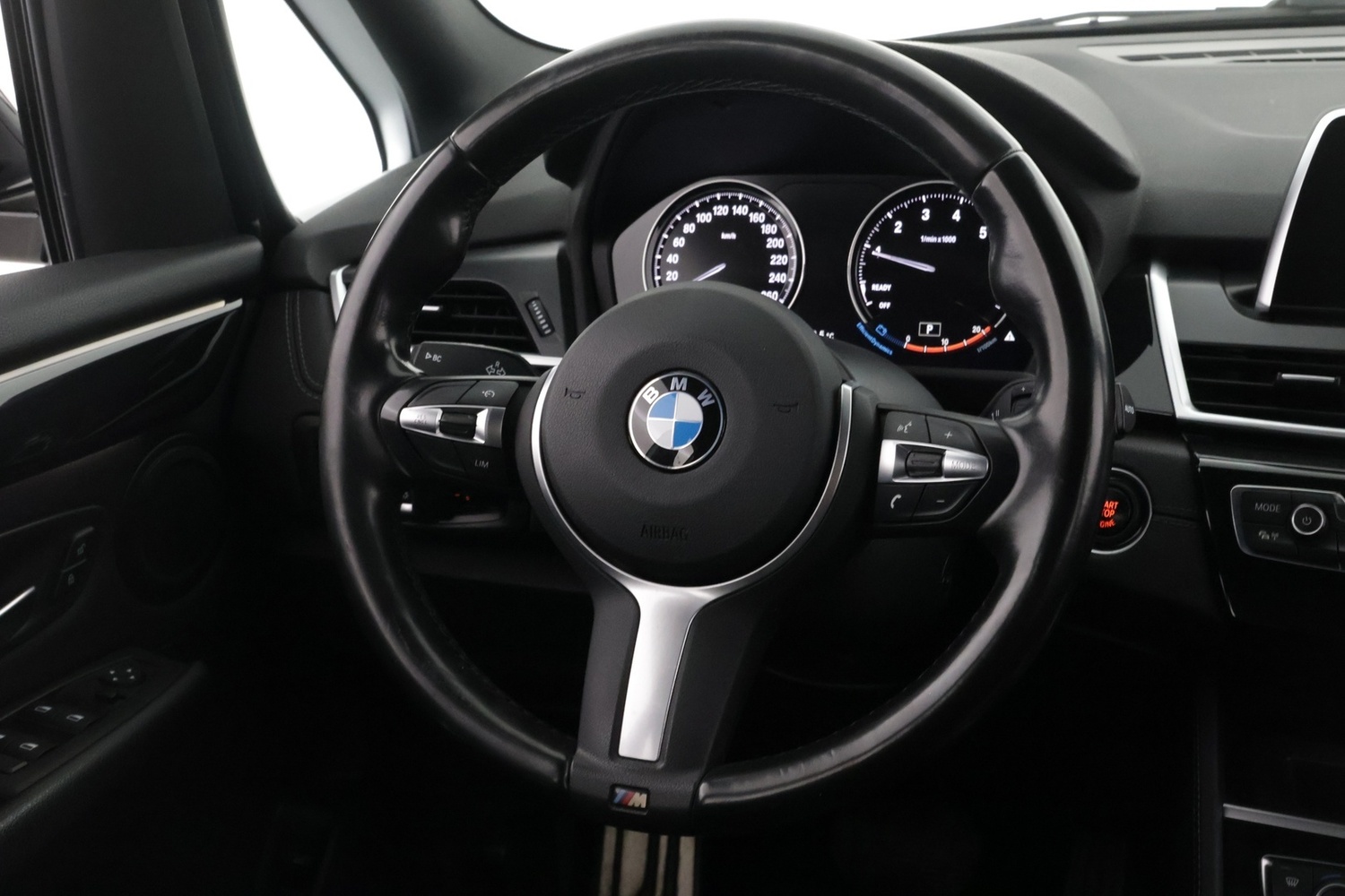 BMW 218 vaihtoauto