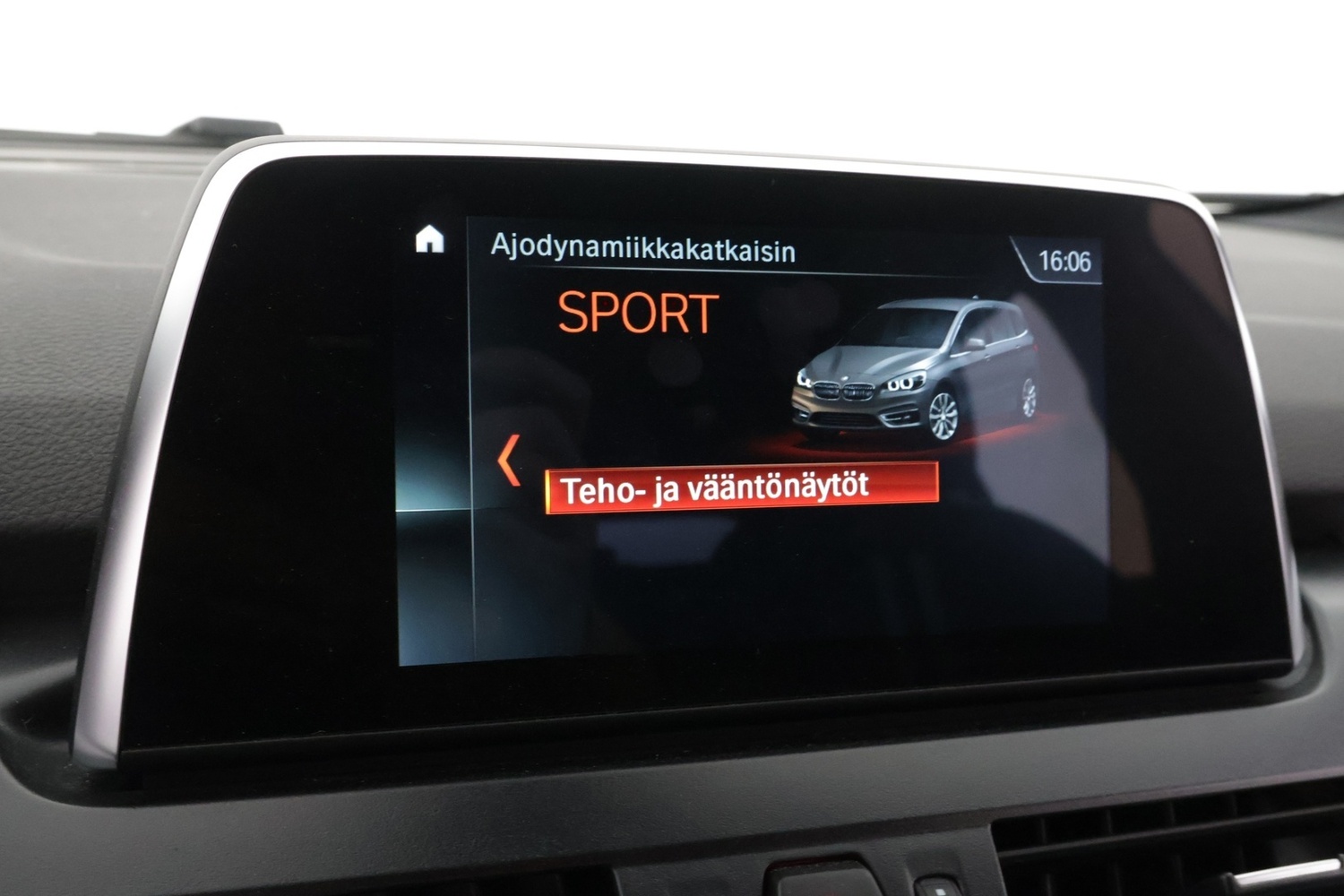 BMW 218 vaihtoauto