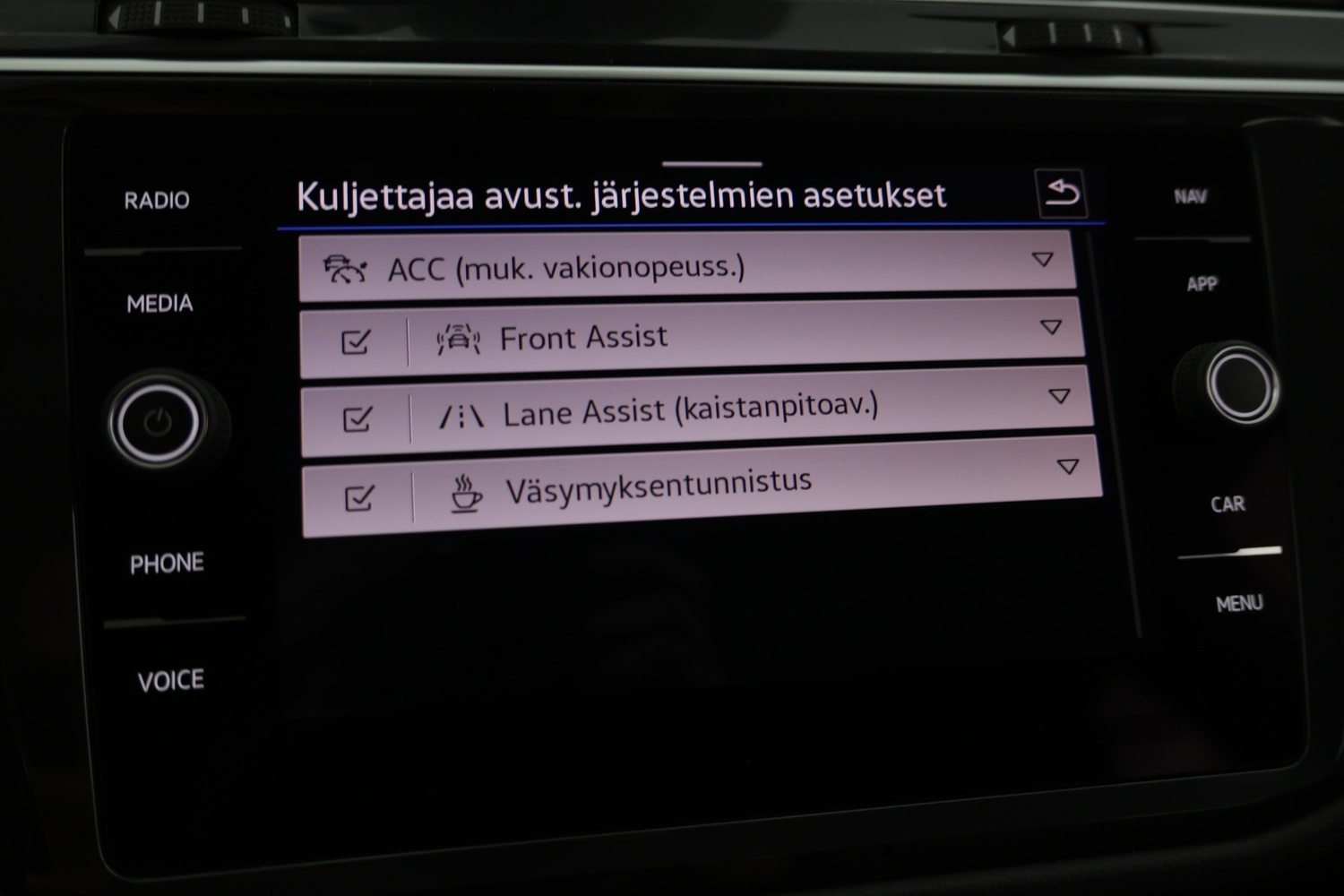 Volkswagen Tiguan vaihtoauto