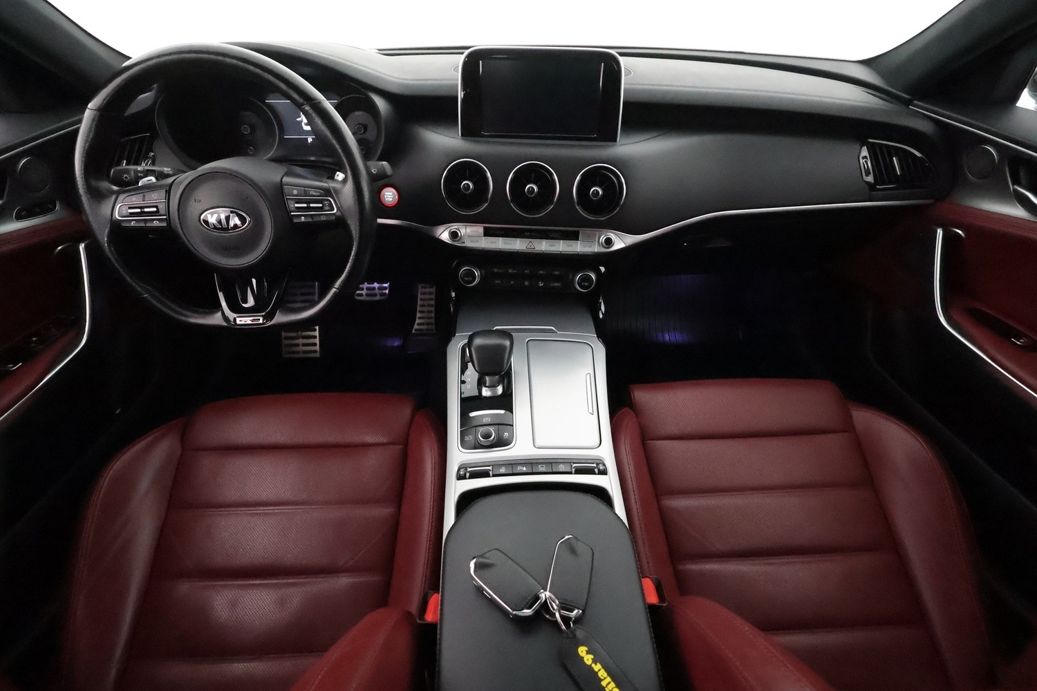 Kia Stinger vaihtoauto