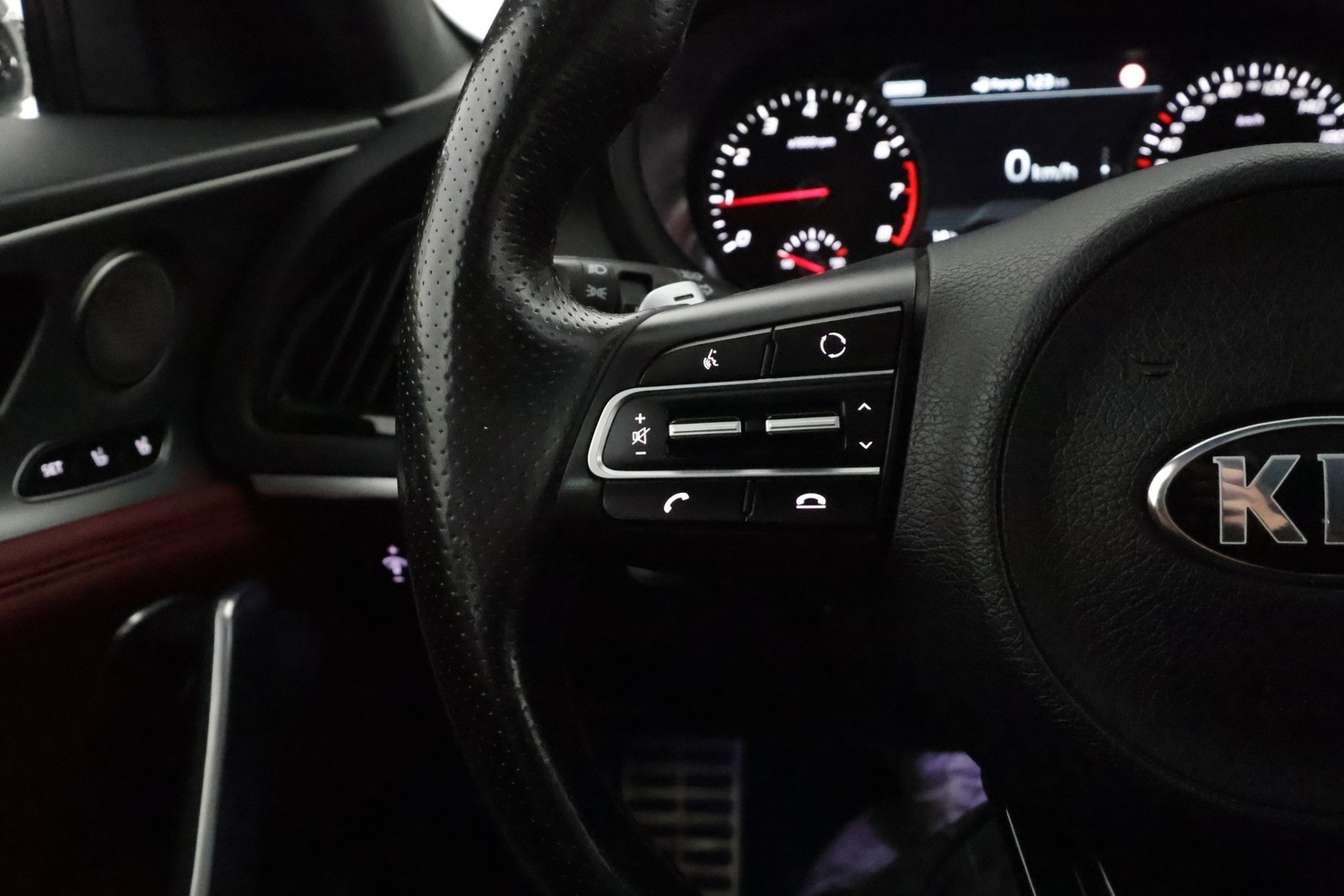 Kia Stinger vaihtoauto