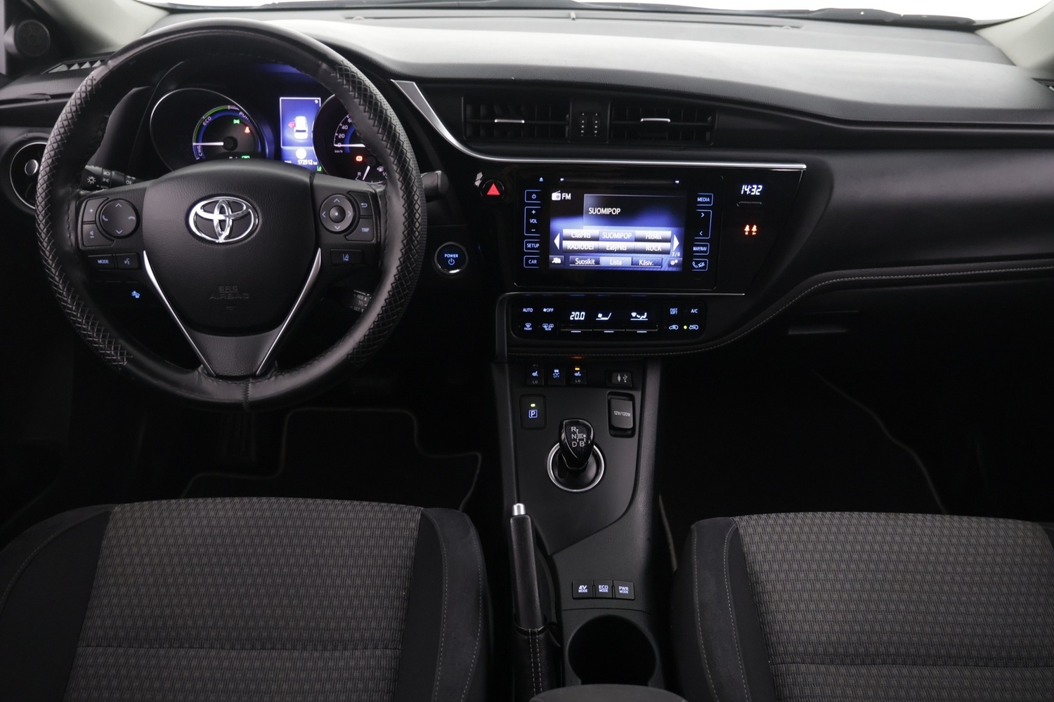 Toyota Auris vaihtoauto