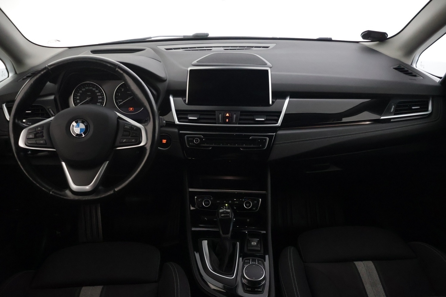 BMW 225 vaihtoauto