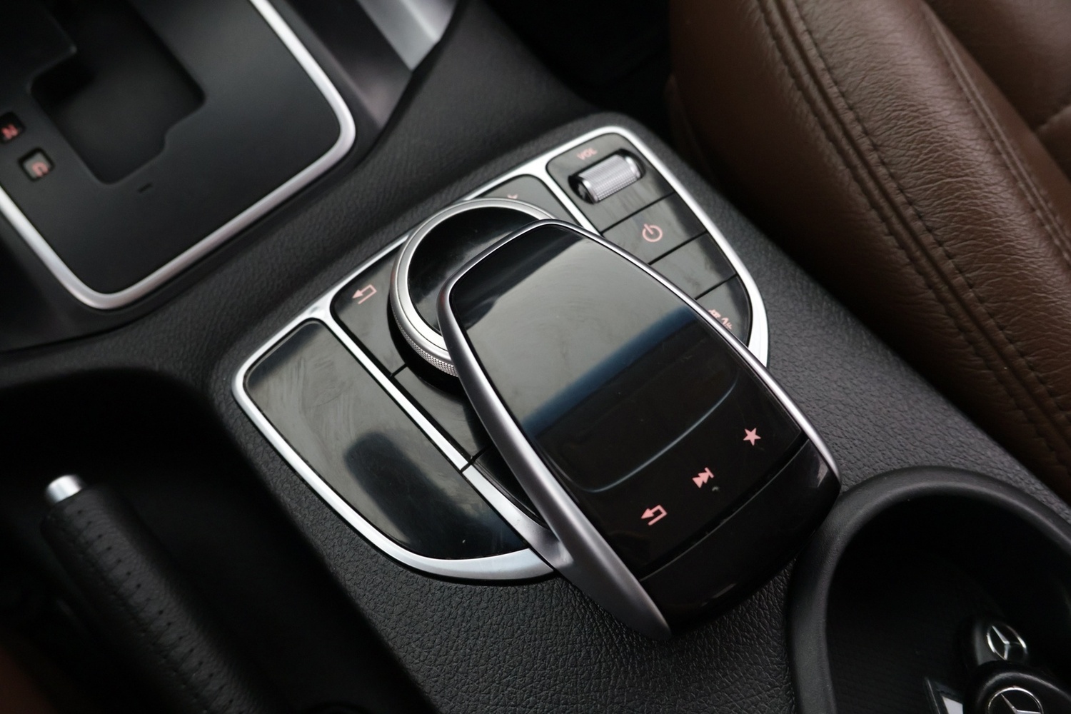 Mercedes-Benz X vaihtoauto