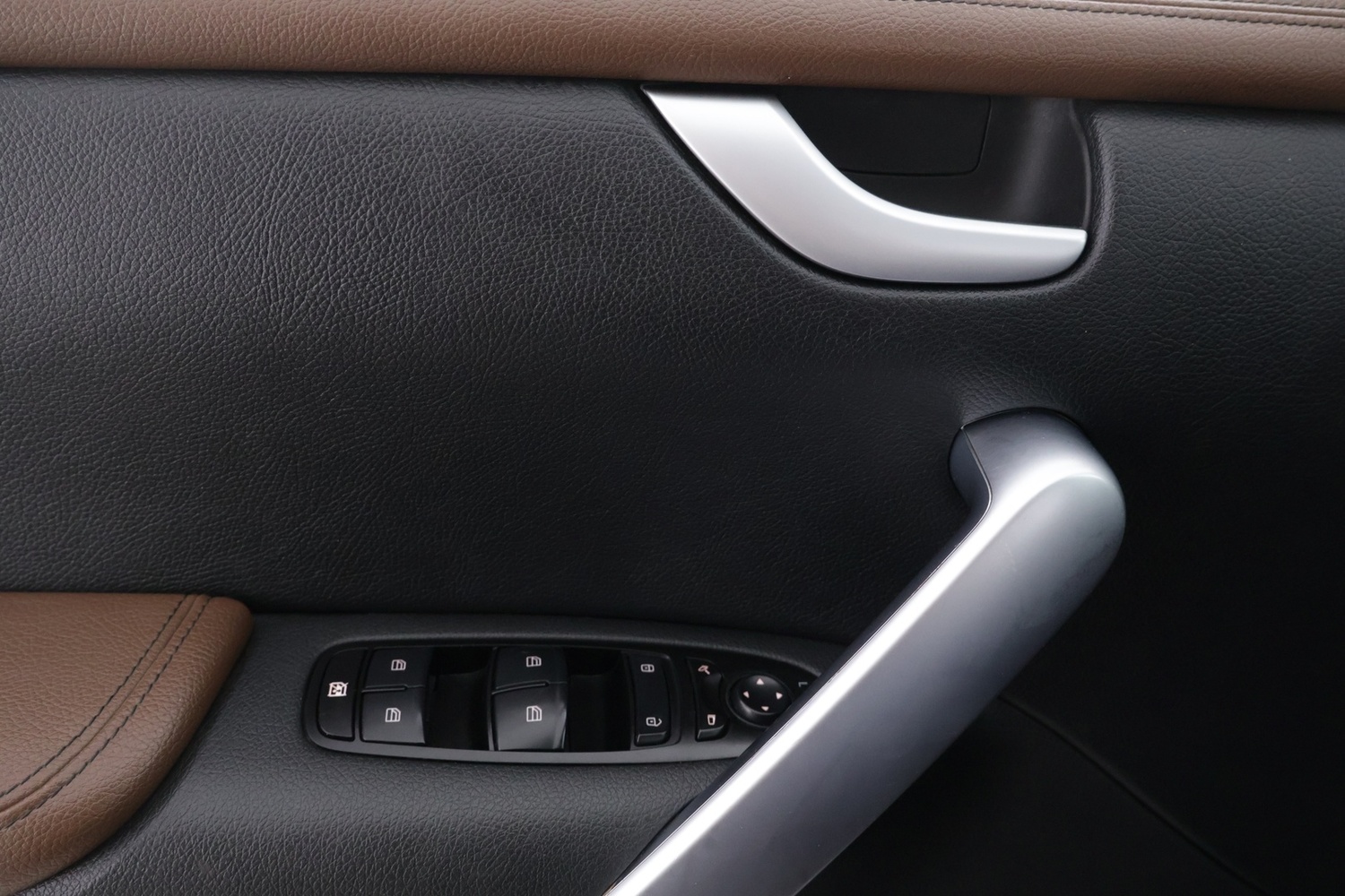 Mercedes-Benz X vaihtoauto