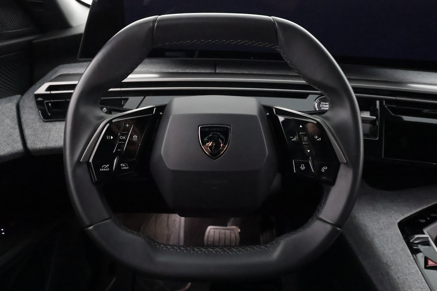 Peugeot E-3008 vaihtoauto
