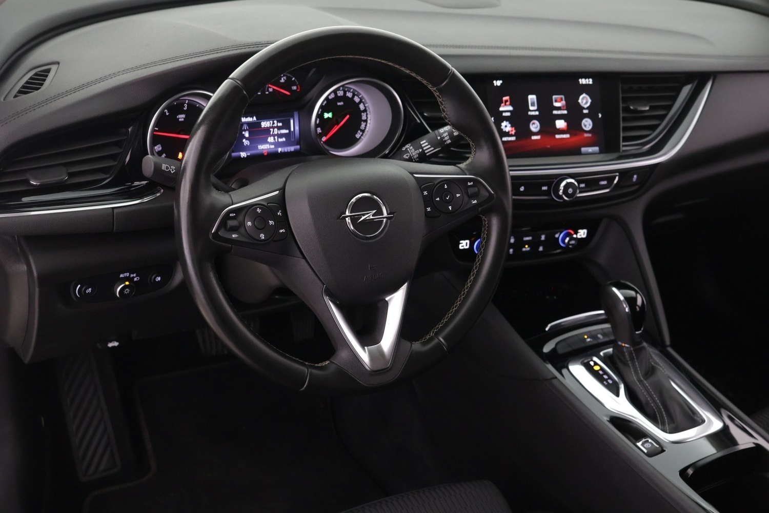 Opel Insignia vaihtoauto