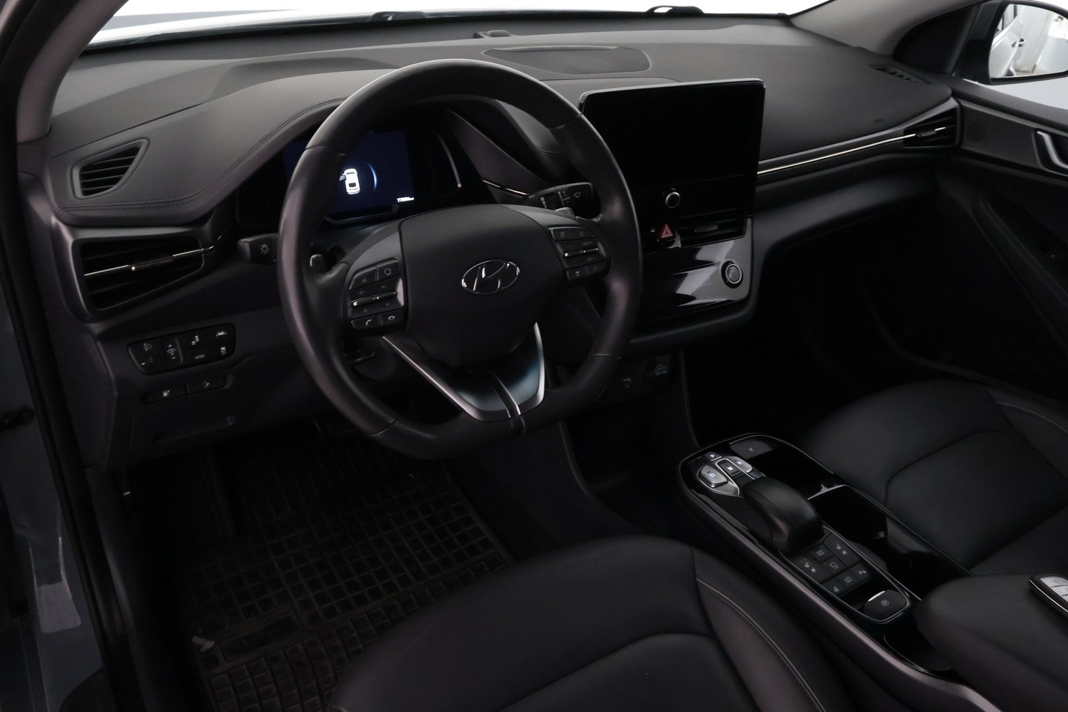 Hyundai IONIQ electric vaihtoauto