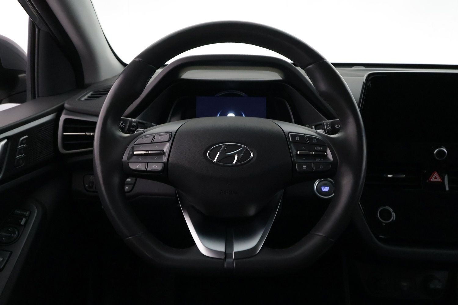 Hyundai IONIQ electric vaihtoauto