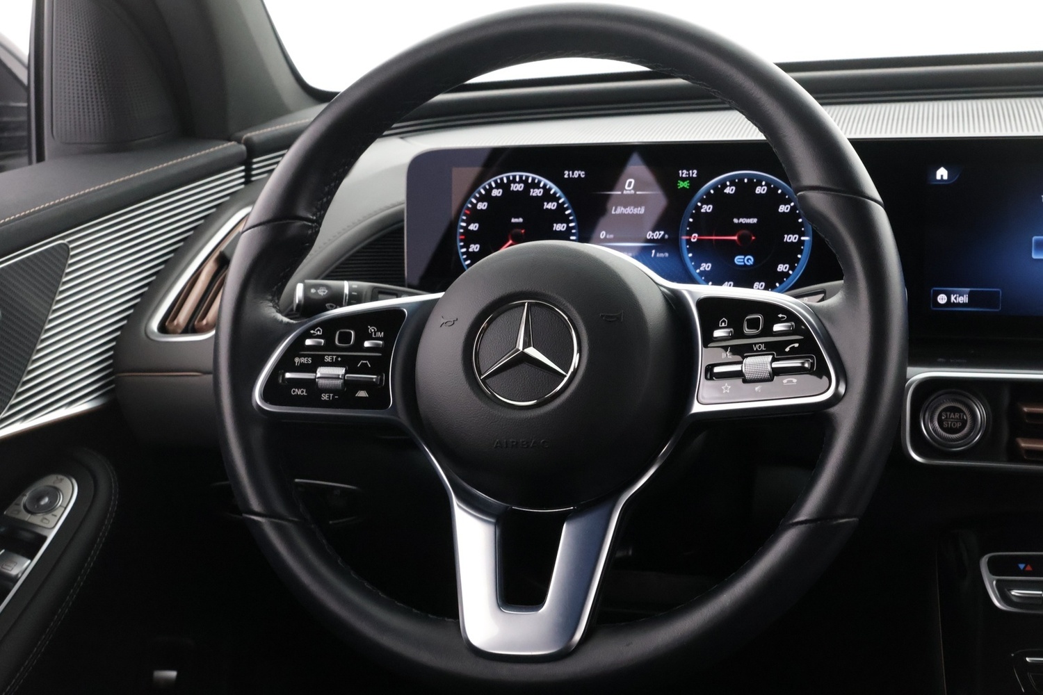 Mercedes-Benz EQC vaihtoauto