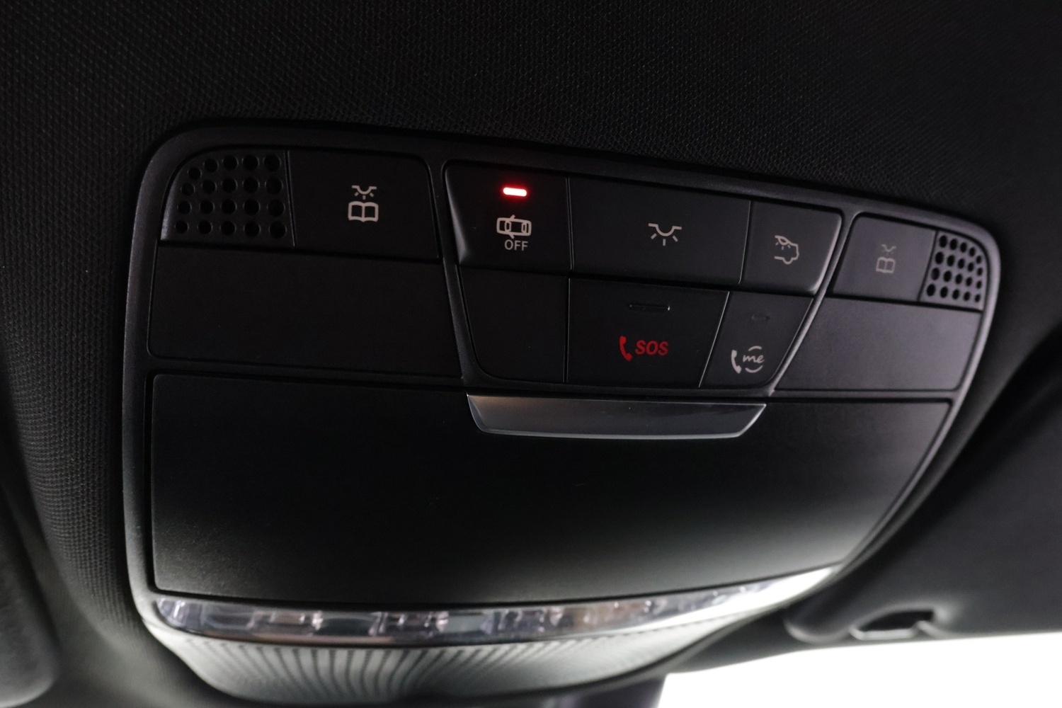 Mercedes-Benz EQC vaihtoauto