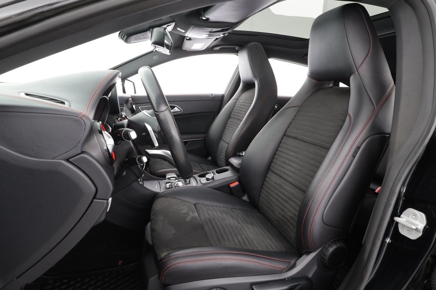 Mercedes-Benz CLA vaihtoauto