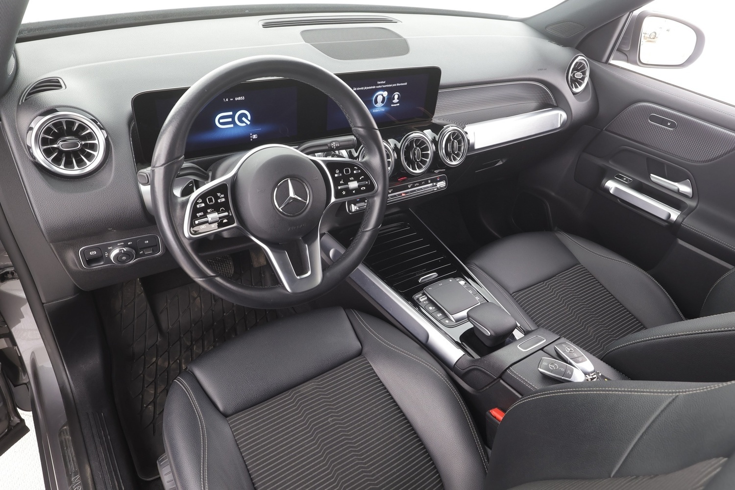 Mercedes-Benz EQB vaihtoauto