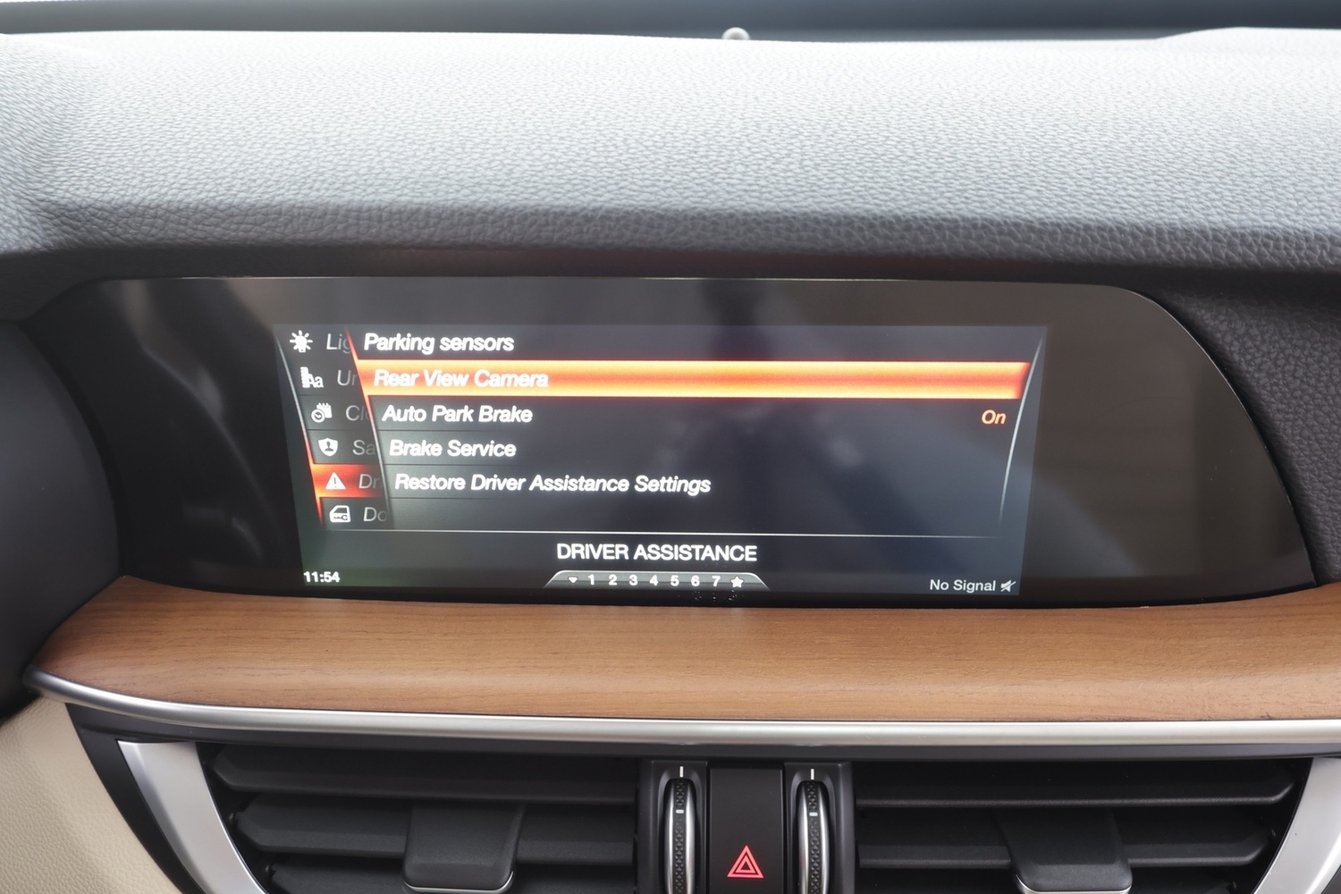 Alfa Romeo Stelvio vaihtoauto