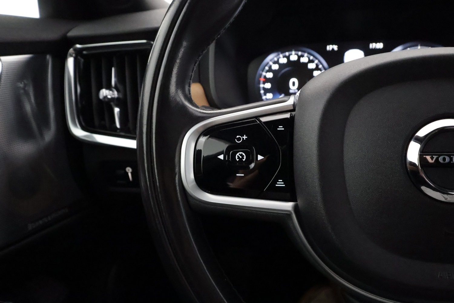 Volvo S90 vaihtoauto