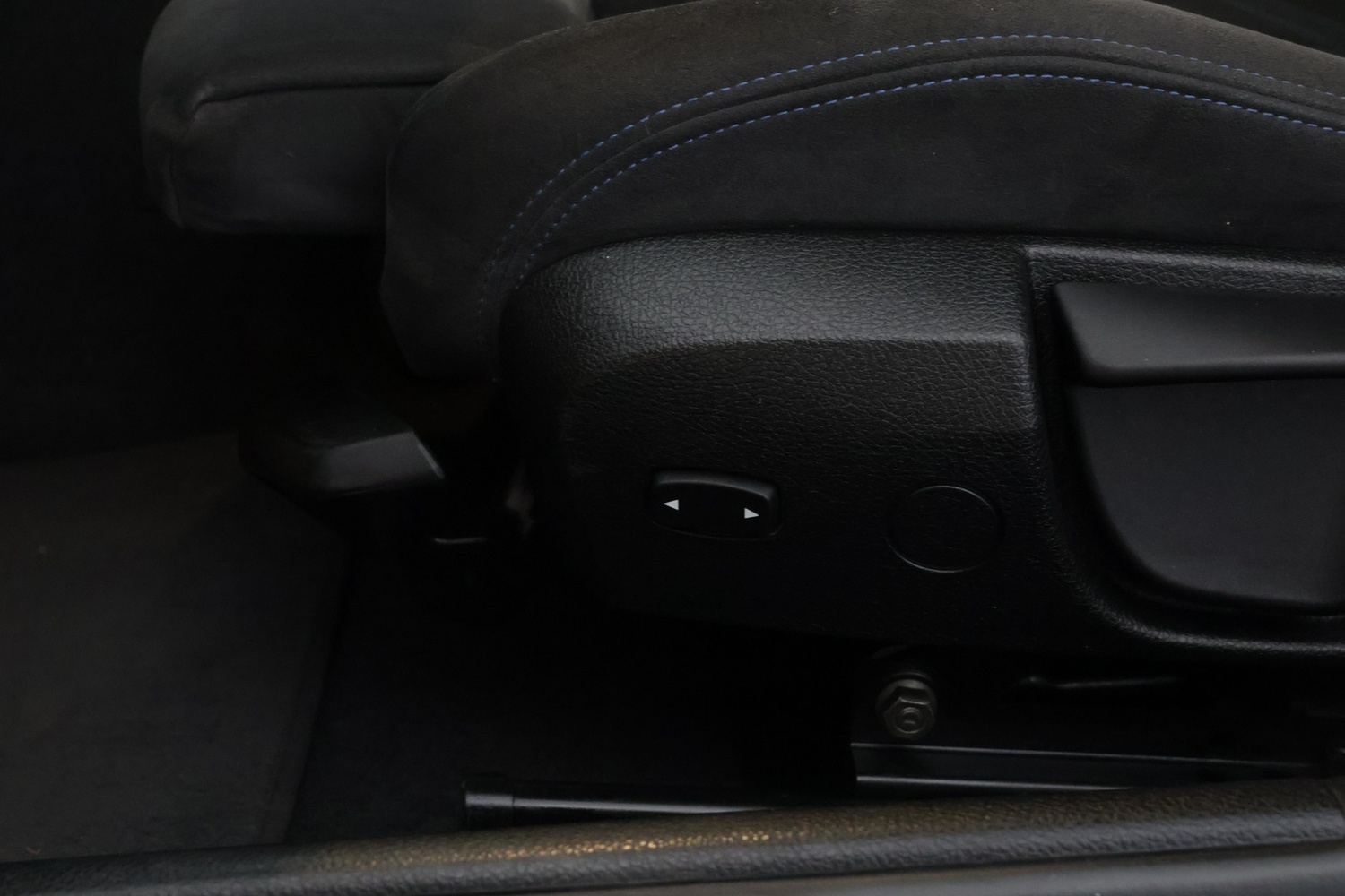 BMW M140i vaihtoauto