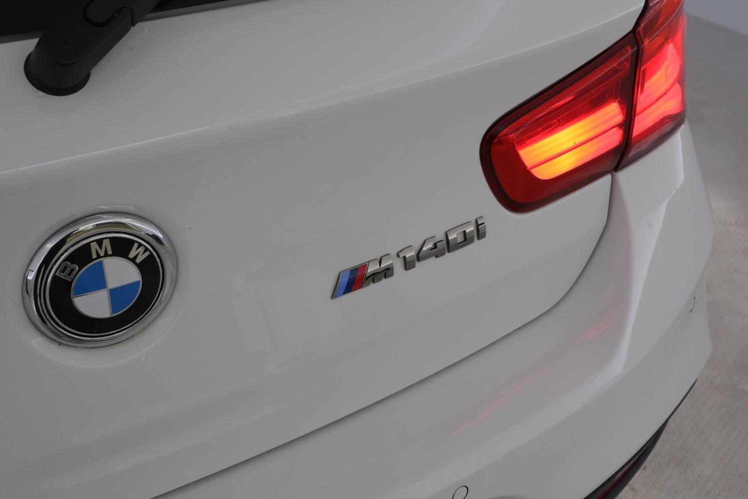 BMW M140i vaihtoauto