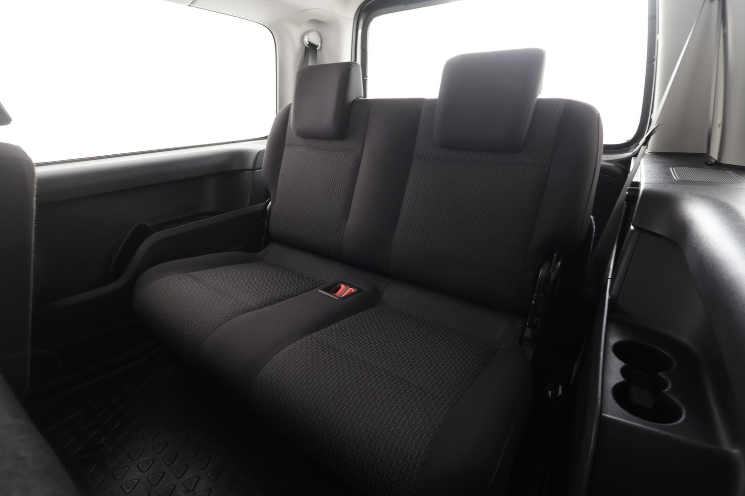 Volkswagen Caddy Maxi vaihtoauto