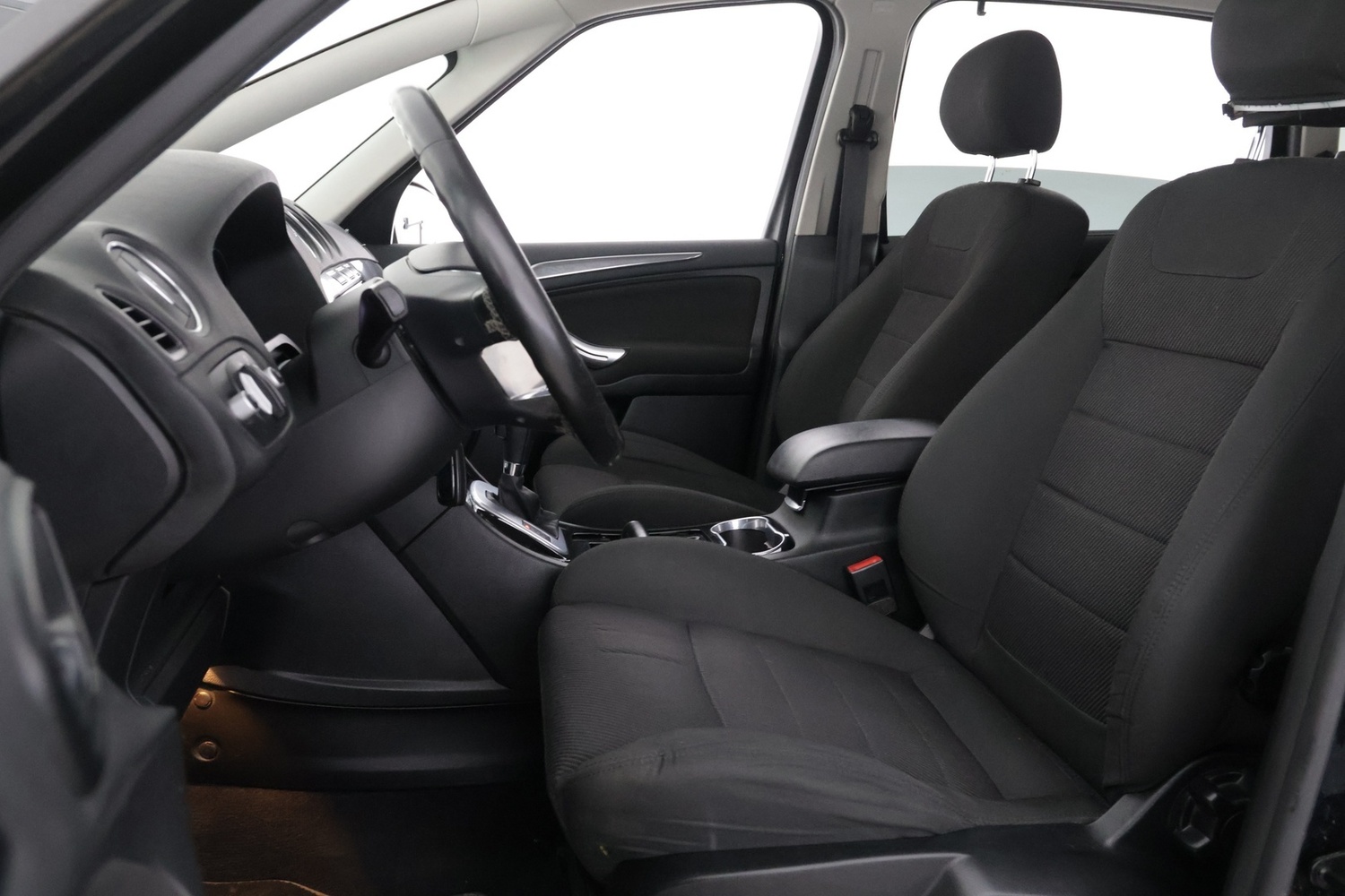 Ford S-MAX vaihtoauto