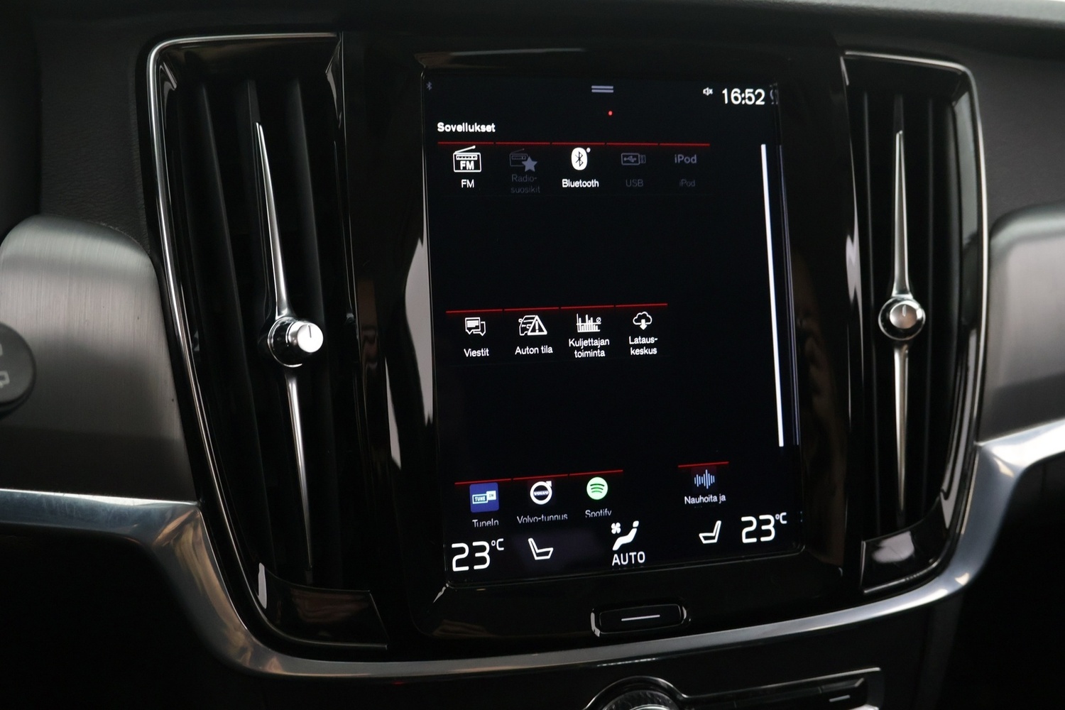 Volvo V90 vaihtoauto