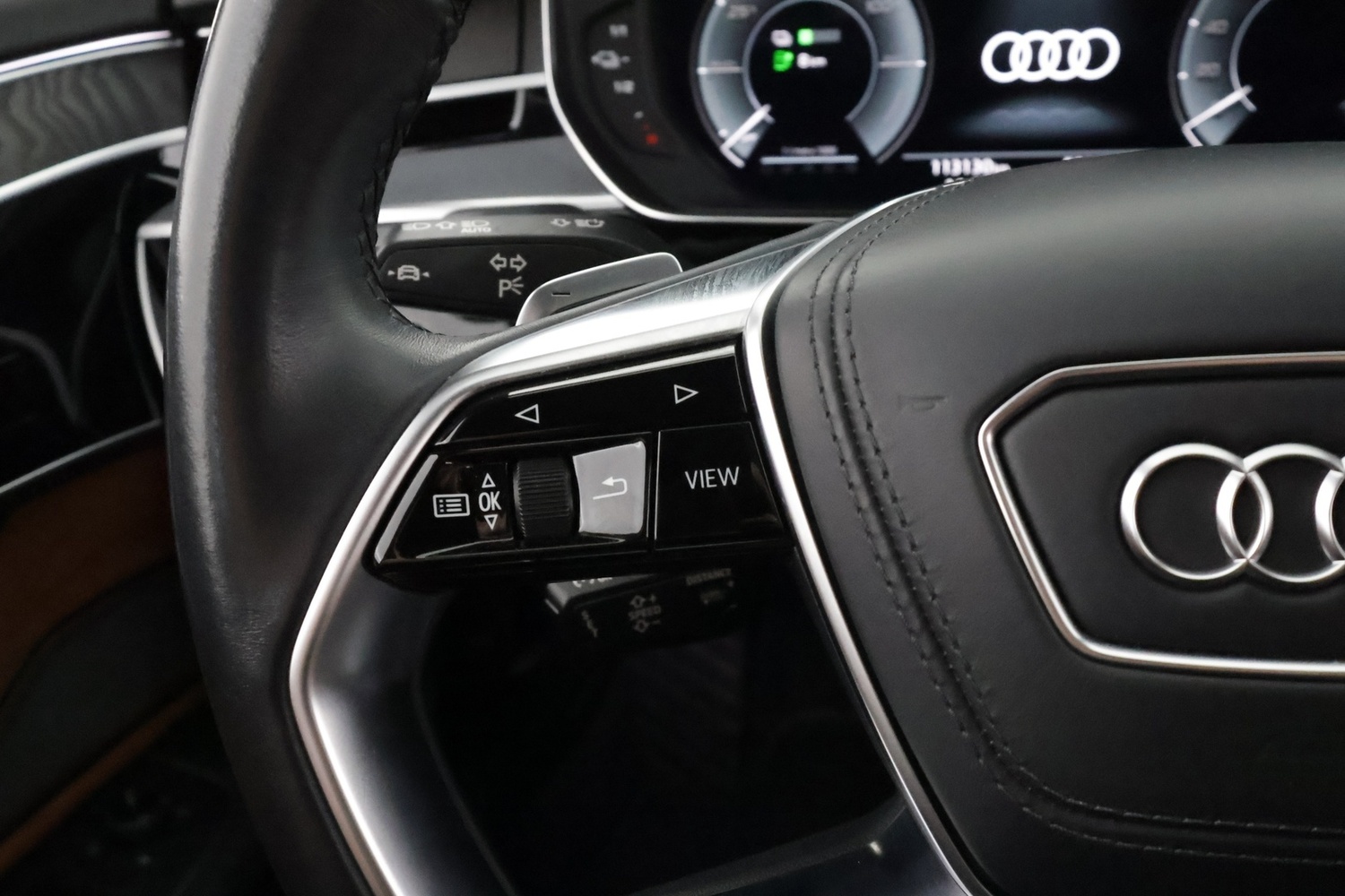 Audi A8 vaihtoauto