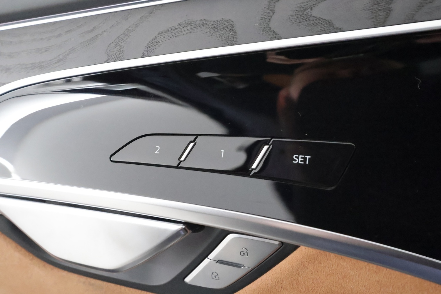 Audi A8 vaihtoauto
