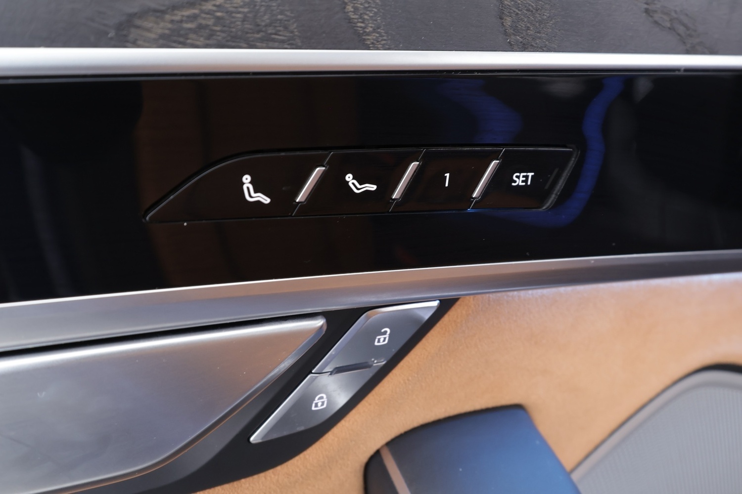 Audi A8 vaihtoauto
