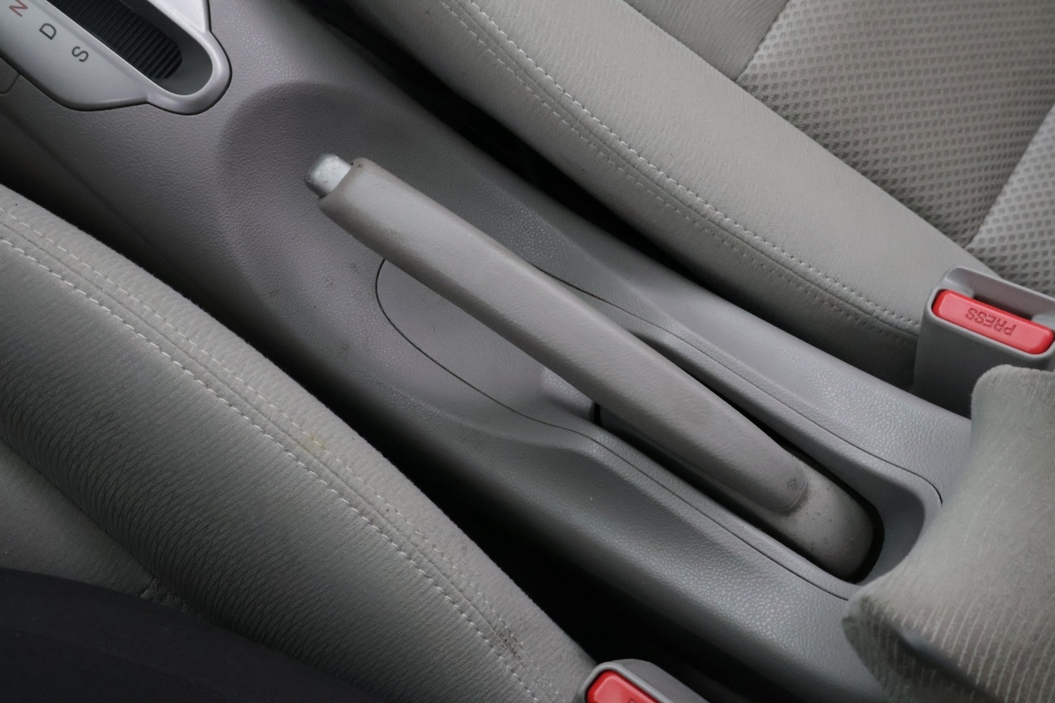 Honda Insight vaihtoauto