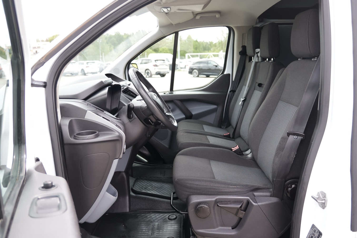 Ford Transit Custom vaihtoauto