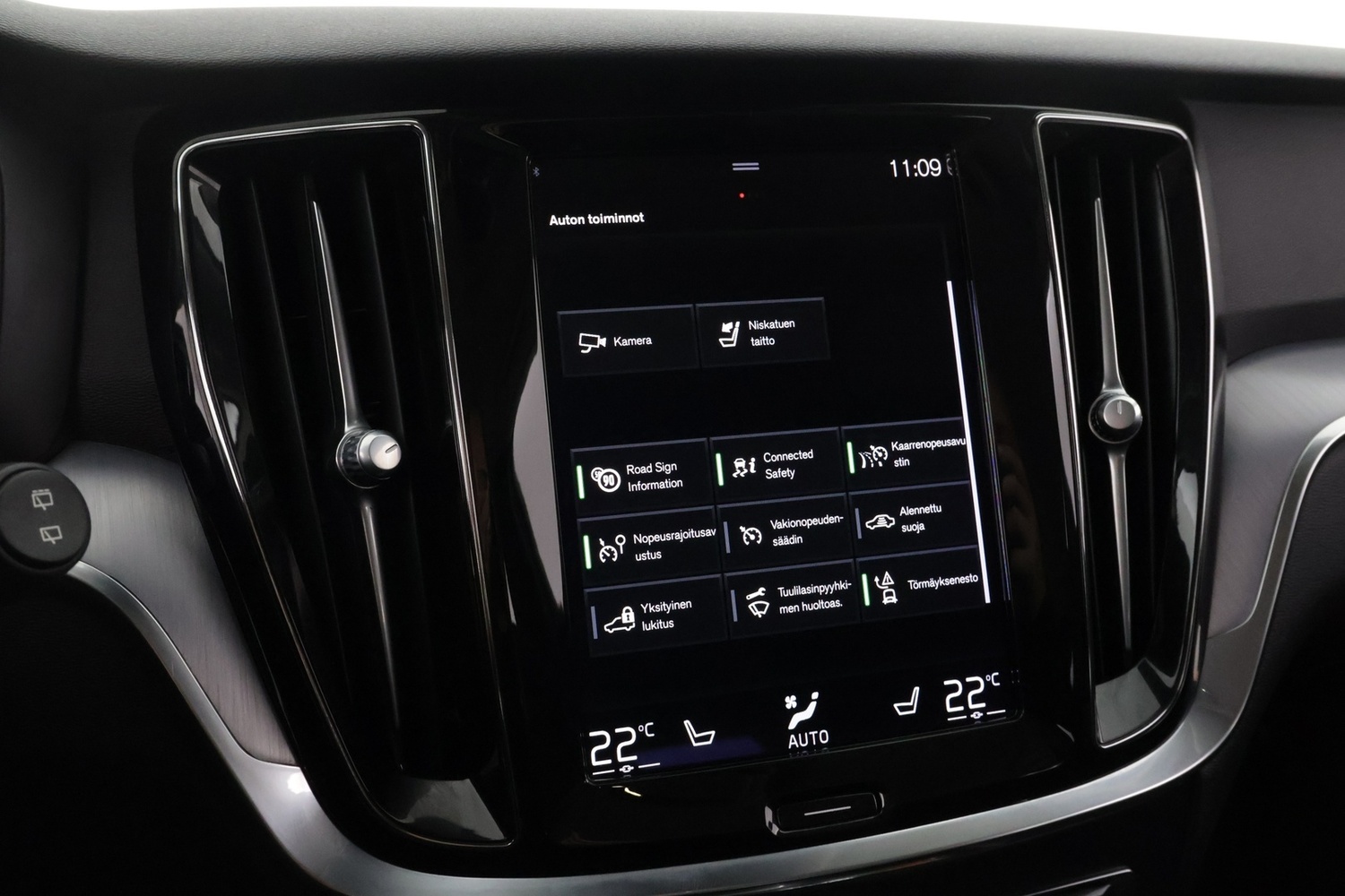 Volvo V60 Cross Country vaihtoauto