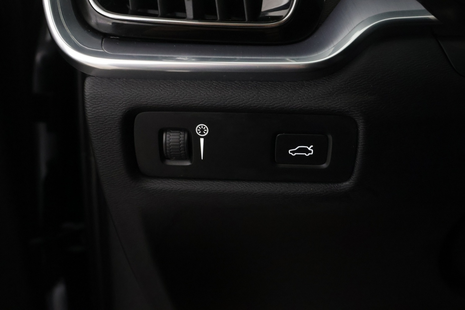 Volvo V60 Cross Country vaihtoauto