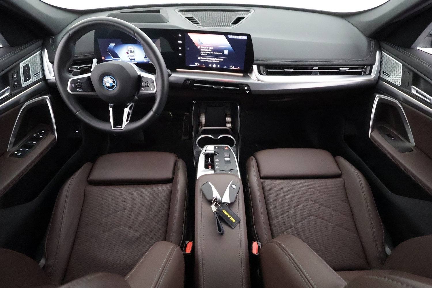 BMW iX1 vaihtoauto