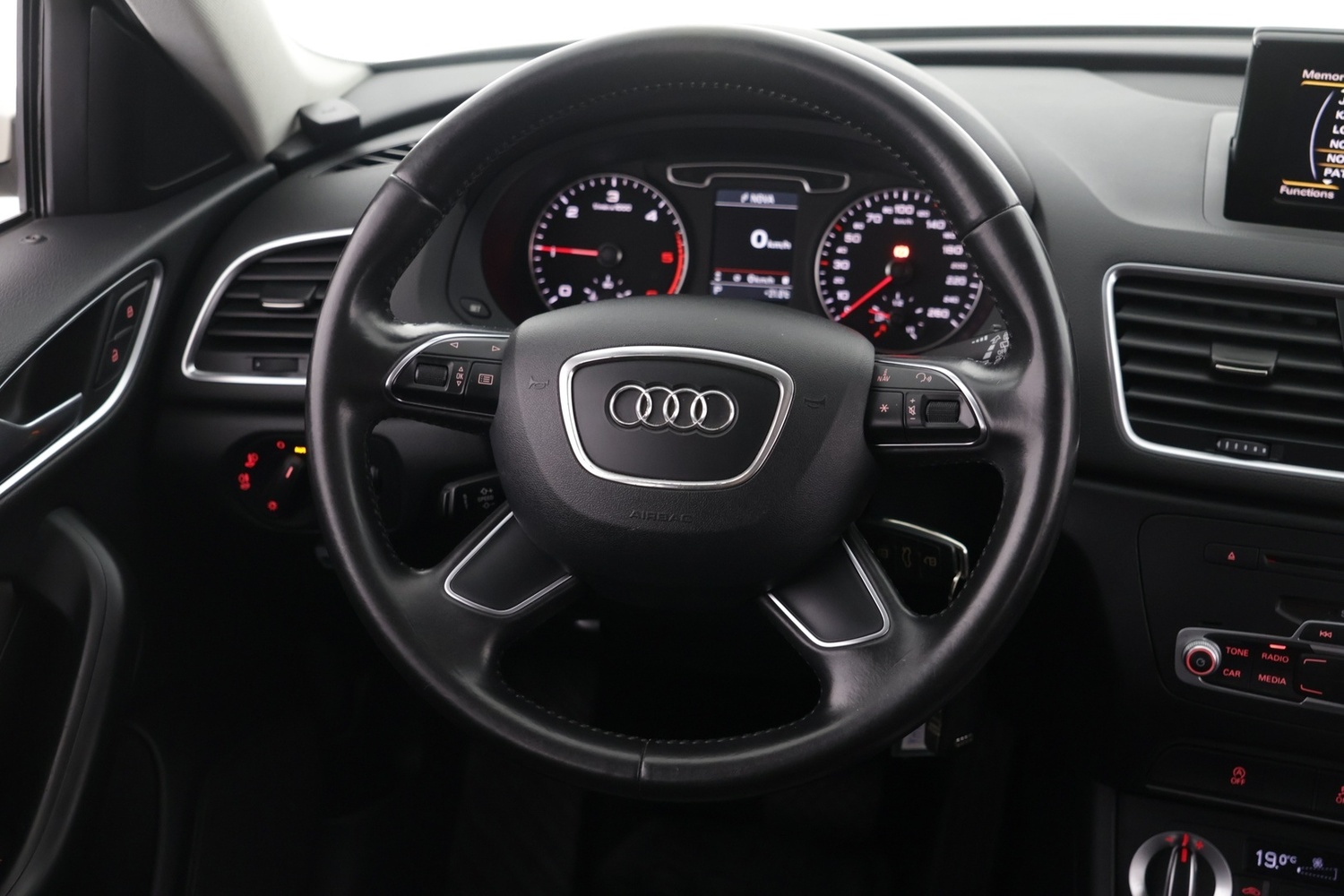 Audi Q3 vaihtoauto