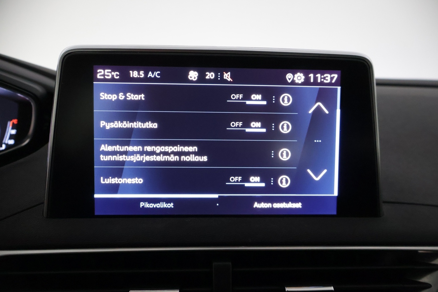 Peugeot 5008 vaihtoauto