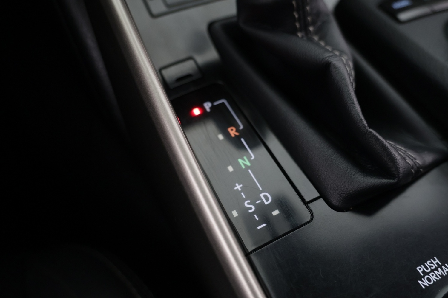 Lexus IS vaihtoauto