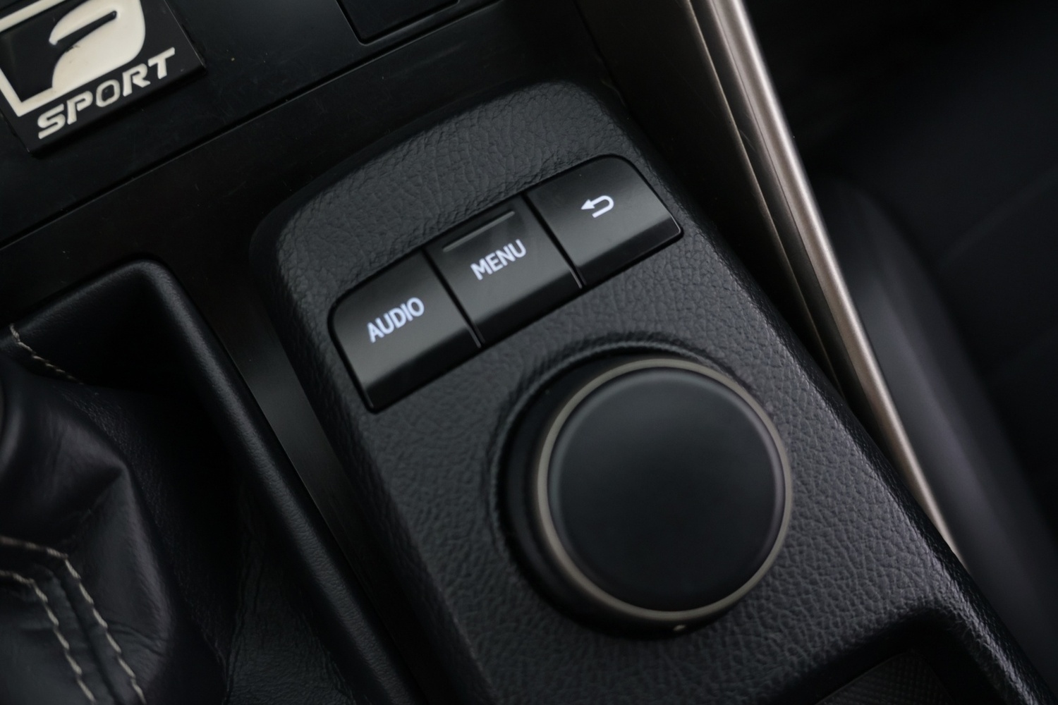 Lexus IS vaihtoauto